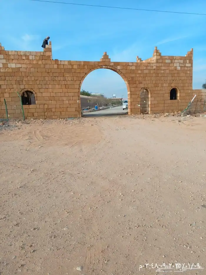 نعمل في مجال التراث والحجر الطبيعي وكذالك قسم خاص في توريد ا 6