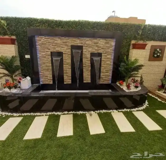 جلسات خارجيه ومظلات وعشب صناعي واشجار 4