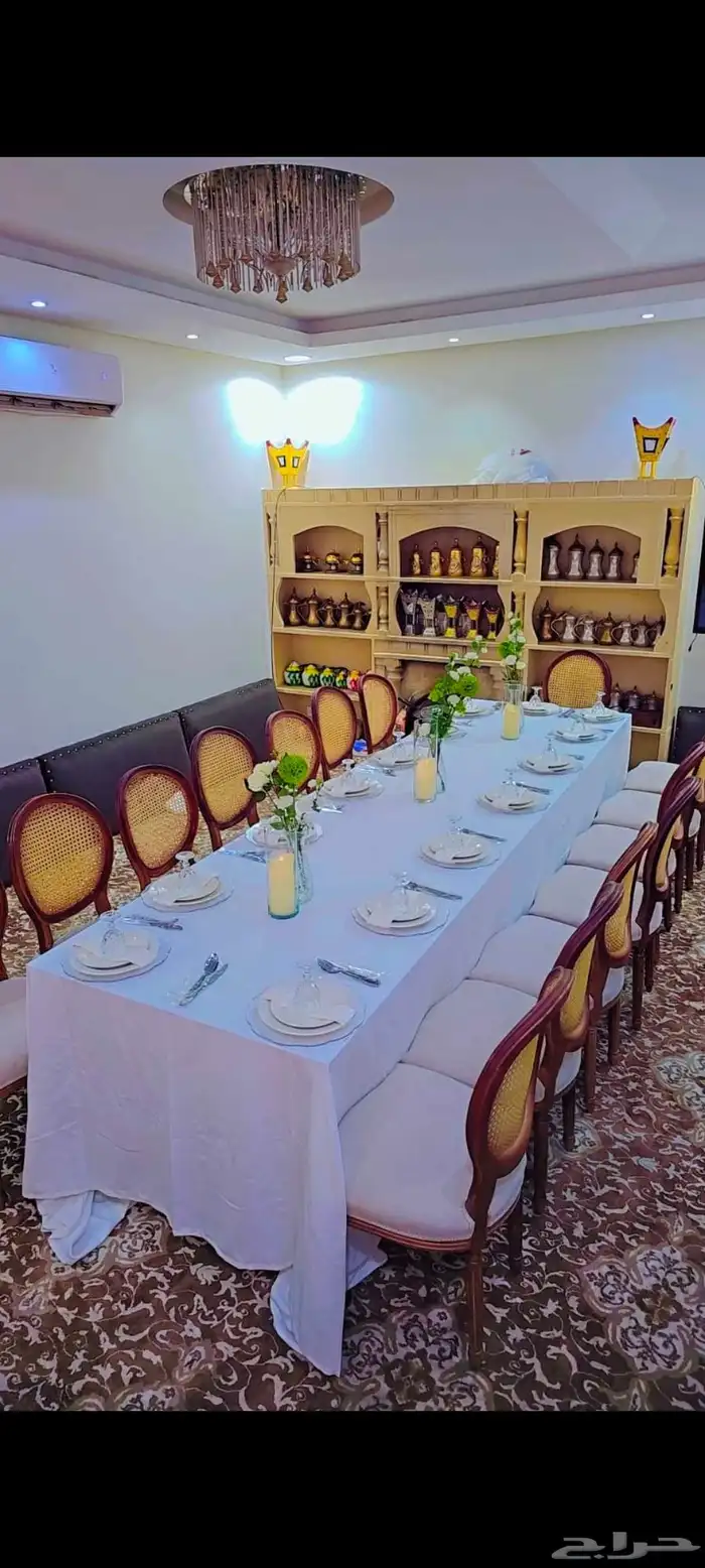 تاجير طاولات وكراسي مستطيل وداريه تاجير طاولات بوفيه قهوجيين 0