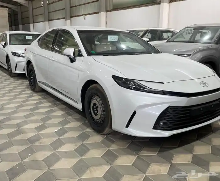 كامري استندر الساير 2025 0