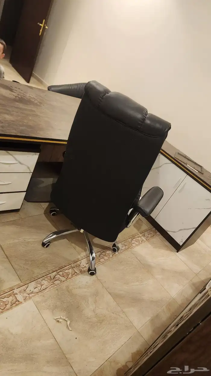 مكتب فخم إستعمال خفيف اخو الجديد 4