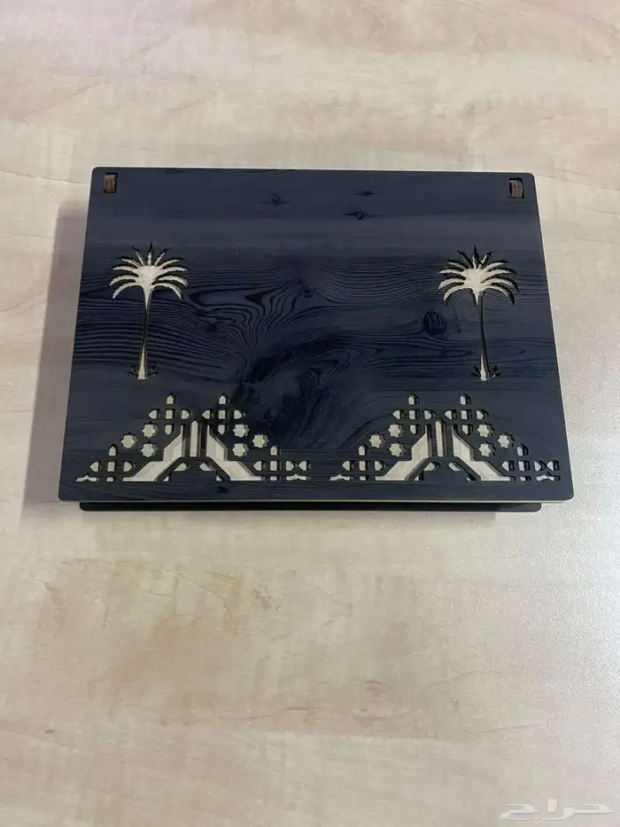 علب خشبية وعلب جلود 22