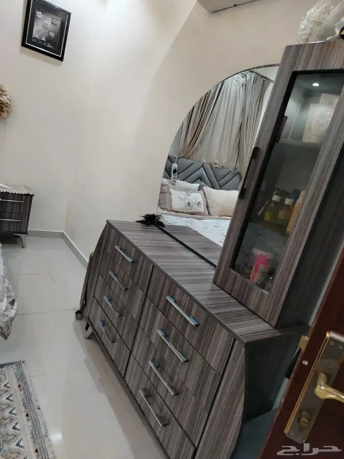 عفش بيت للبيع مستخدم 5 شهور فقط شبه جديد للبيع جده حي الصف 2