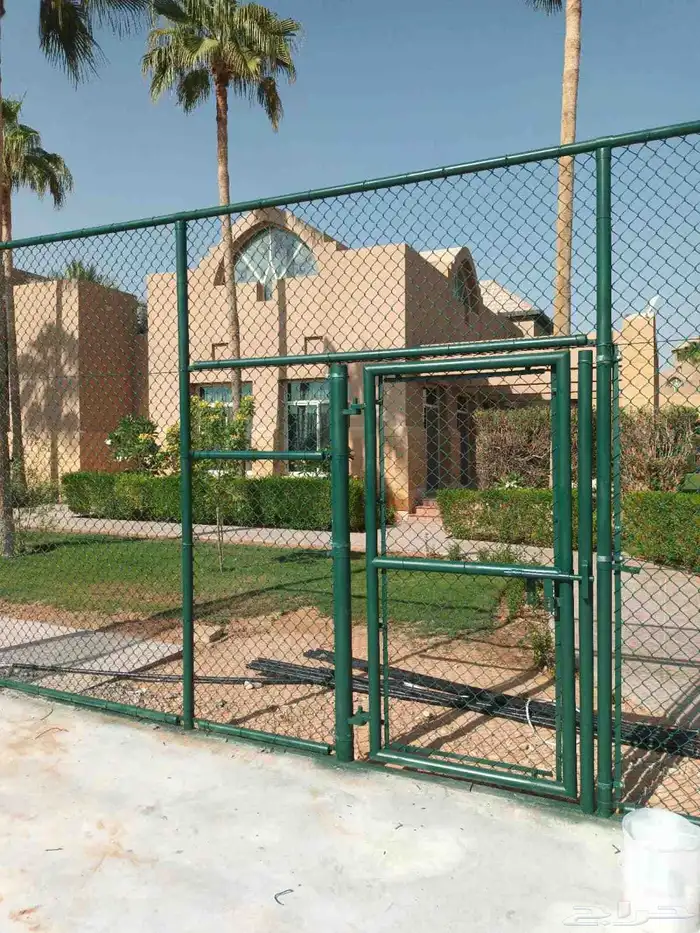 تركيب شبوك سياج 1