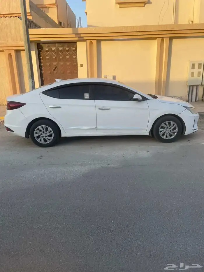 سياره انترا 2019 على الفحص بانزين للتواصل 1