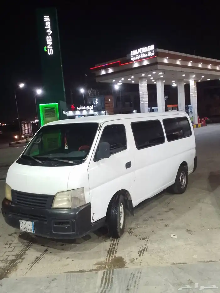 باص اللاجار مع السائق 0