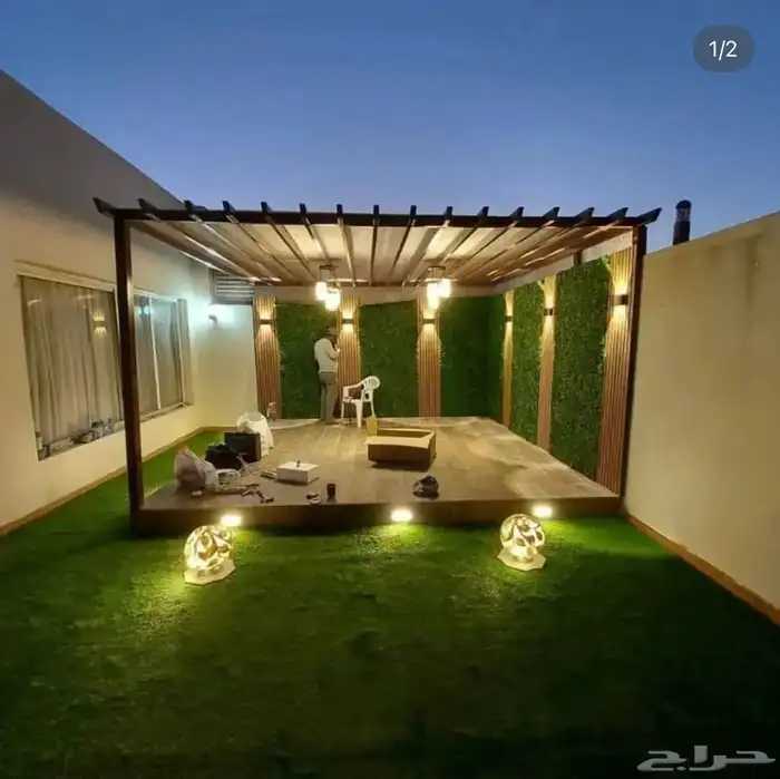 جلسات خارجيه ومظلات وعشب صناعي واشجار 3