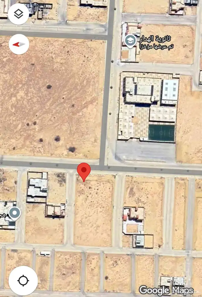 للبيع ارض سكنية زاوية في الهدار تقبل التجزئة 1