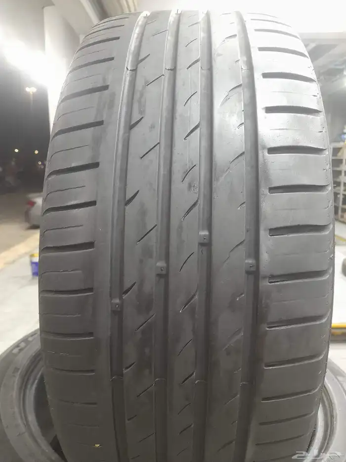 طقم كفرات مقاس 235 45 18نكسن من كوري نضيف تاريخه جديد 2024 6