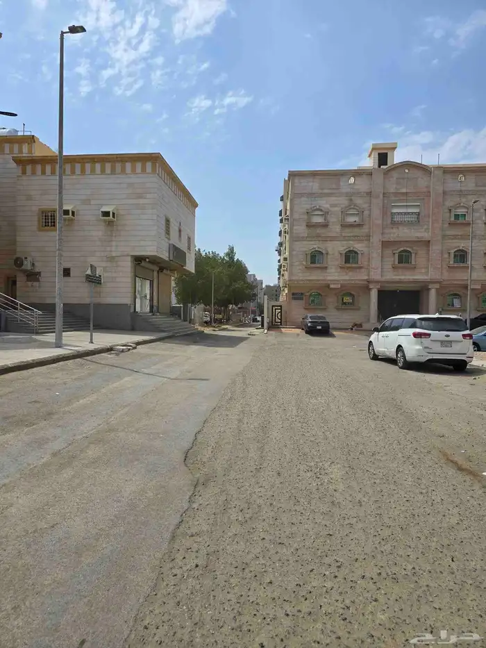 أرض للبيع بحي الريان نظام البناء منطقة أدوار وعمائر 1