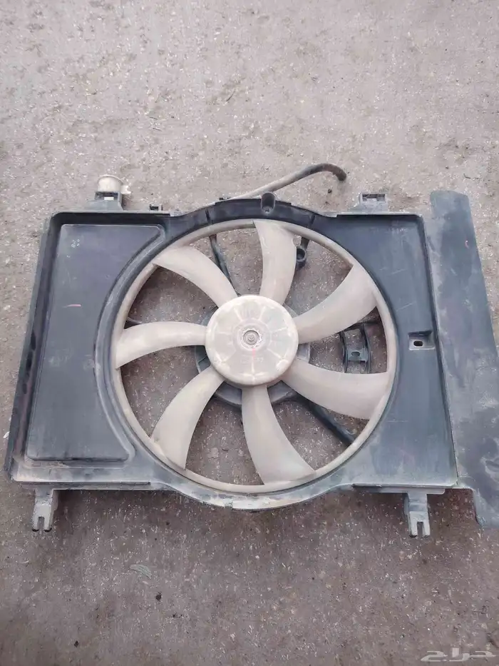 مروحة يارس كامله 2010_2013 أصلي 0