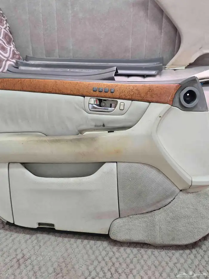 قطع غيار لكسز LS430 32