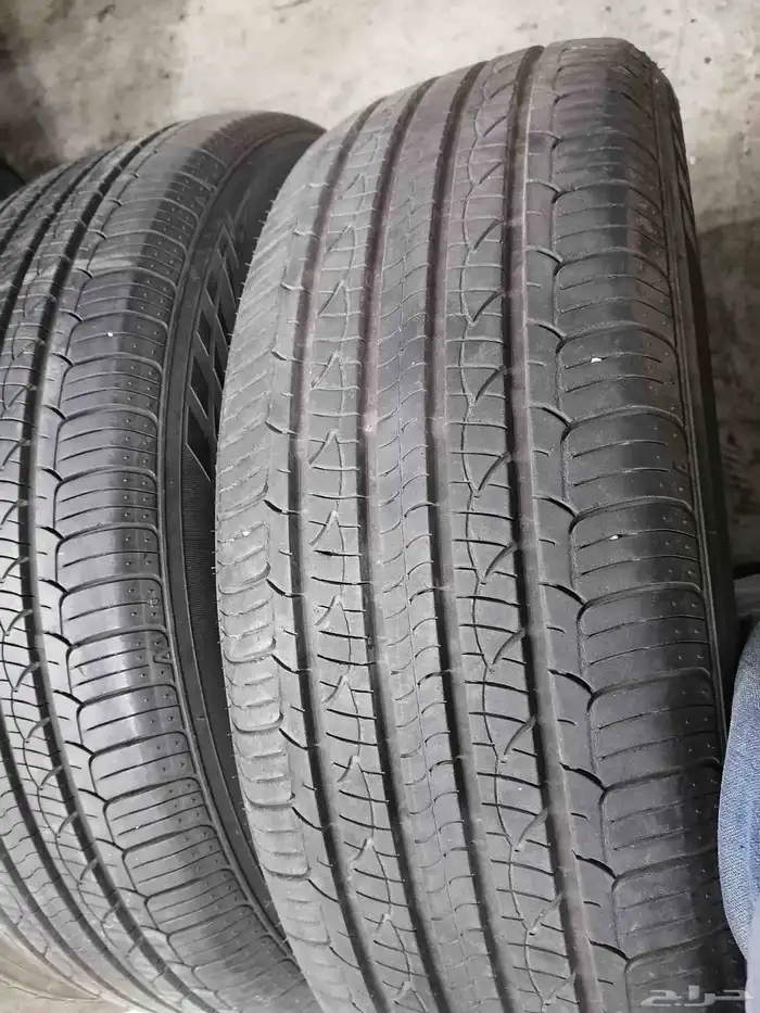 فوردتورس طقم كفرات 225 55 18مررره نظيف 1