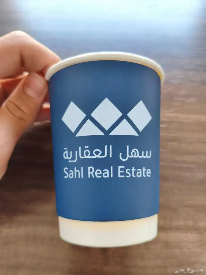 اكواب كروت فواتير اكياس بروشورات فولدرات لوقو جلد و قماش 4