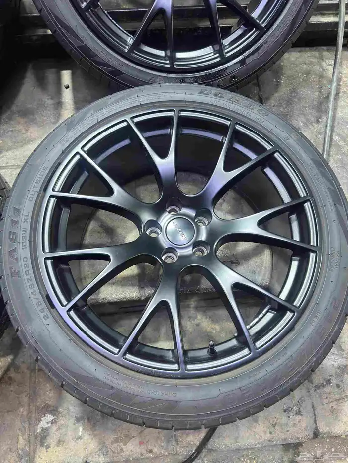 جنوط هلكات مقاس 20 مع الكفرات 3