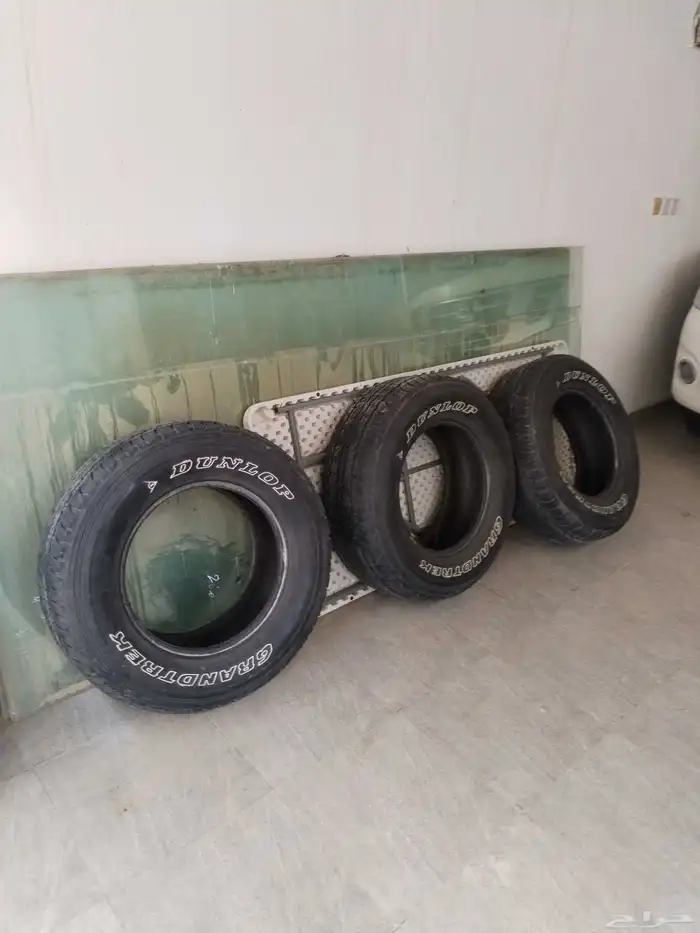 كفرات دنلوب مقاس 285 65 17 1