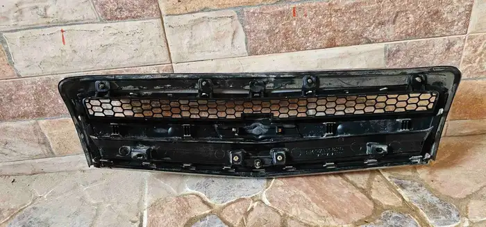 شبك كابرس أمامي أصلي 1