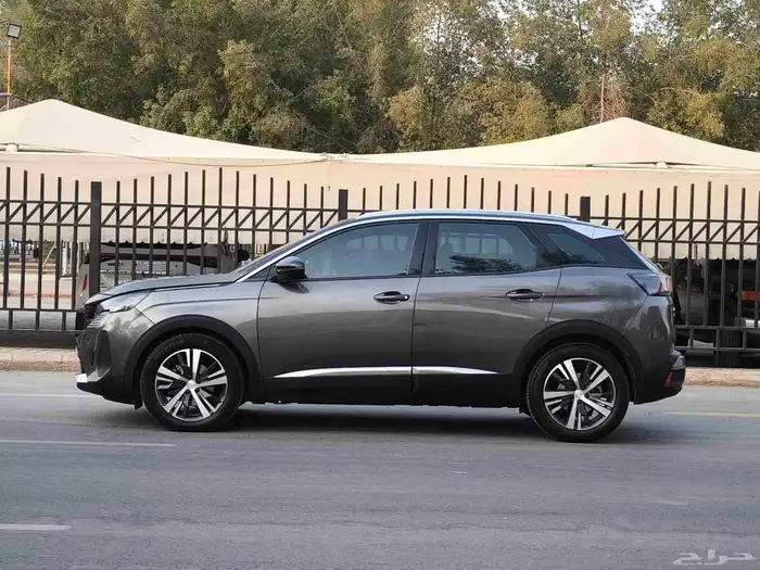 بيجو 3008فل كامل موديل 2025 5