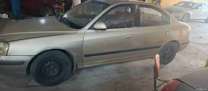 Hyundai Elantra 2003 1