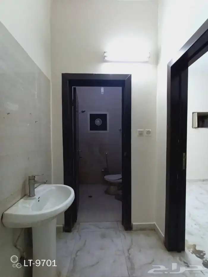 دور علوي للايجار 6