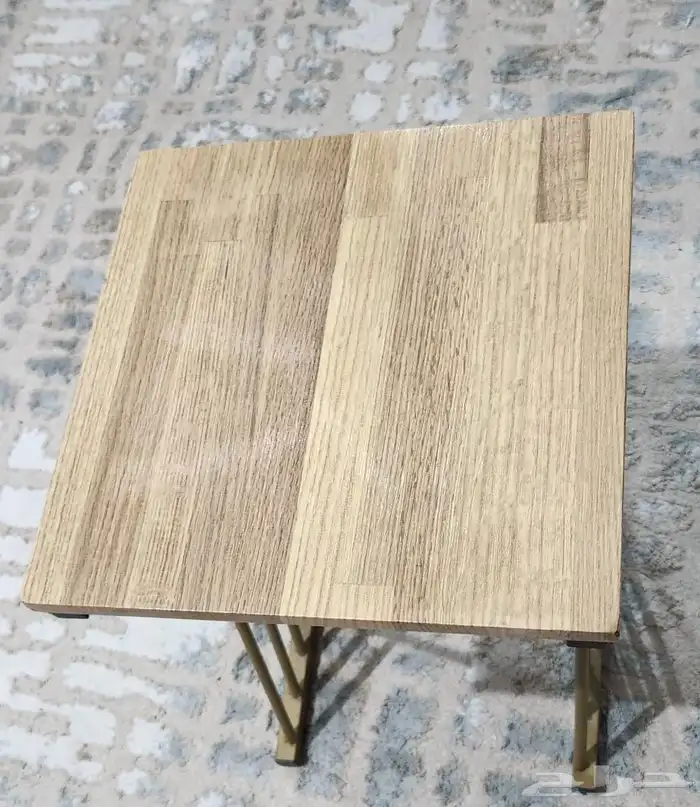 طاوله للبيع 1