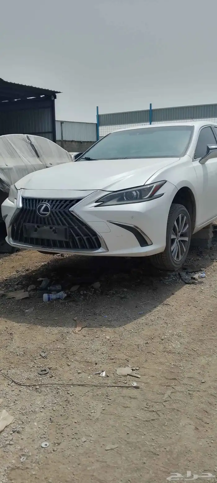 يوجد لدينا جميع انواع قطع غيار السيارات المستخدمه 3