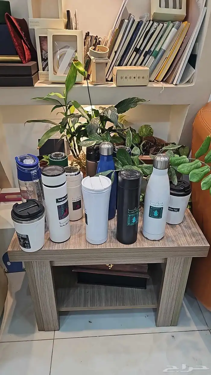 السلام عليكم  لتنفيذ كافة انواع المطبوعات كروت فواتير برو 0