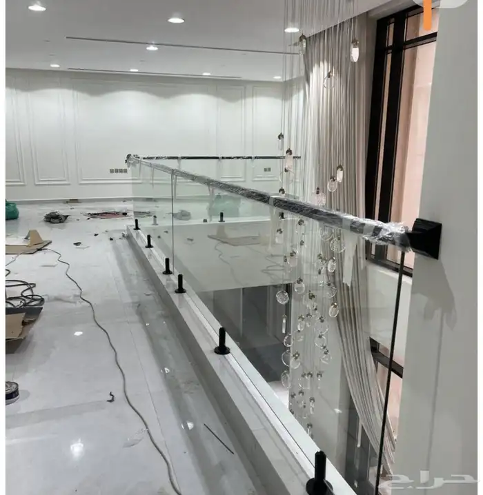 زجاج سكريت في جده 1