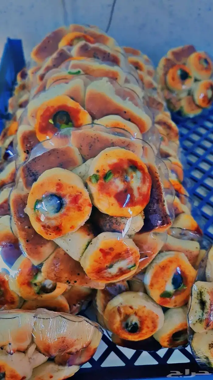 حلويات _ ومعجنات _ وكيك حفلات حسب الطلب 5