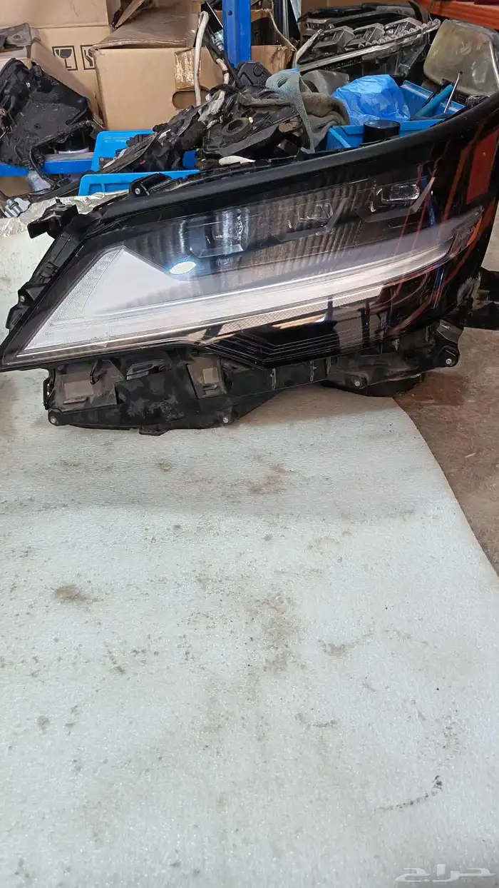 شمعات جيب لكزز LX600 0