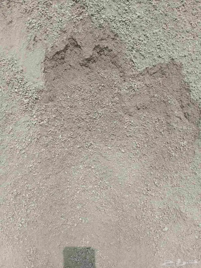 التوريد جميع المواد البناء عدسيه وبطحاء وصبيز عايدي وصبيز م 0