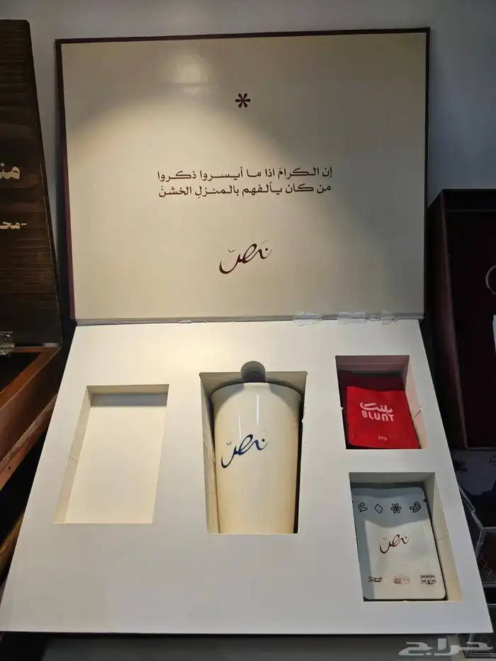 السلام عليكم  لتنفيذ كافة انواع المطبوعات كروت فواتير برو 7