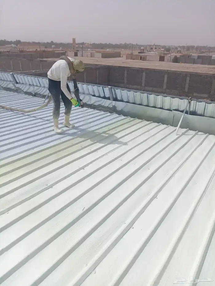 عزل فوم مائي وحراري ضمان عشره سنوات ا احمي بيتك من الامطار 7