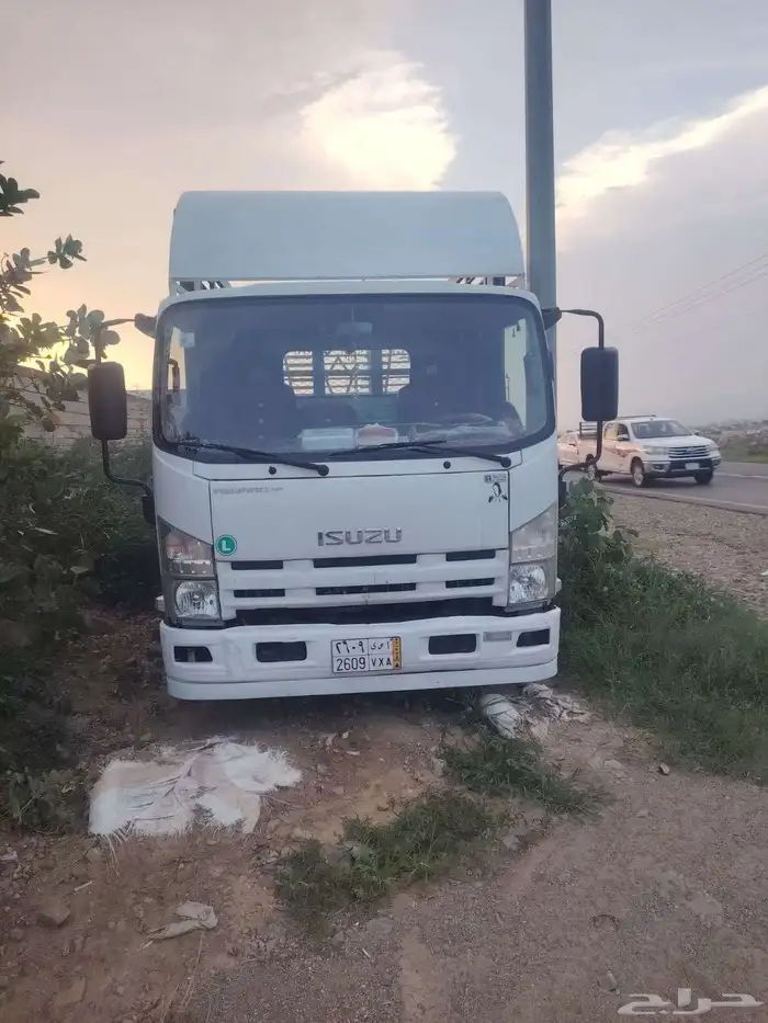 دينه 5متر لنقل العفش والأثاث والبضايع من محايل عسير وضوحيها 8