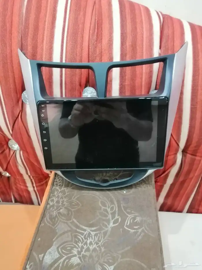 شاشه اكسنت شبه جديد 0