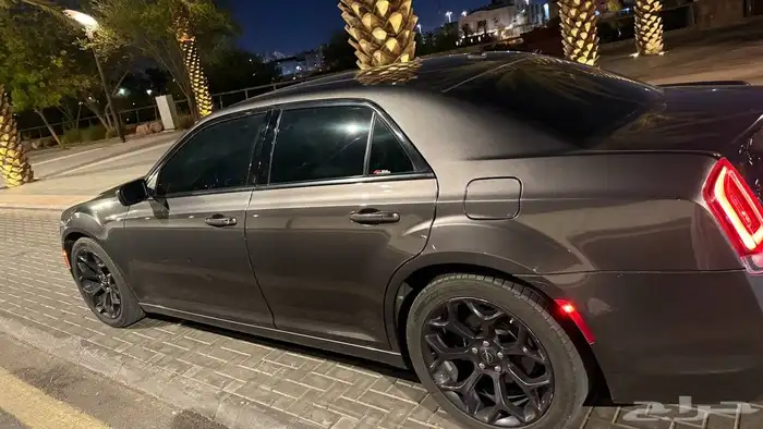 كرايزلر c300s موديل 2020 مخزن 4