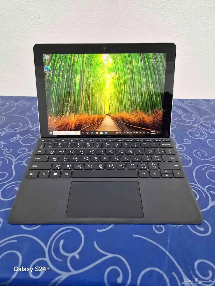 Microsoft Surface Laptop Go Intel Core i5  10th Gen 8 256 2