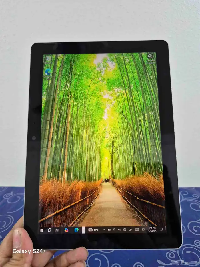 Microsoft Surface Laptop Go Intel Core i5  10th Gen 8 256 4