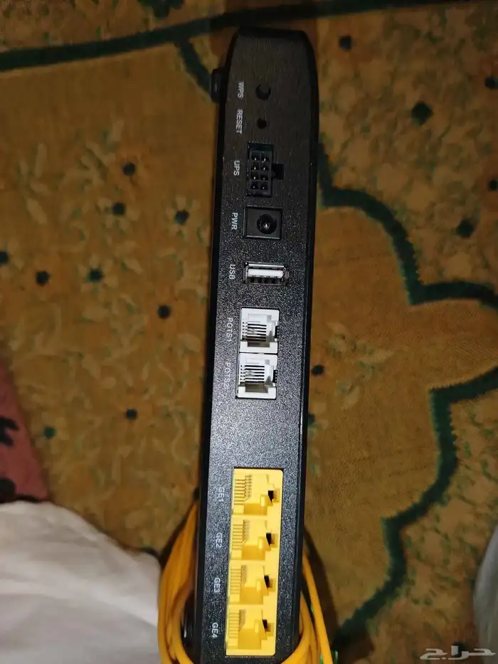 حاليا. راوترات مقوي شبكه عدد 3 شبه جديد STC 6