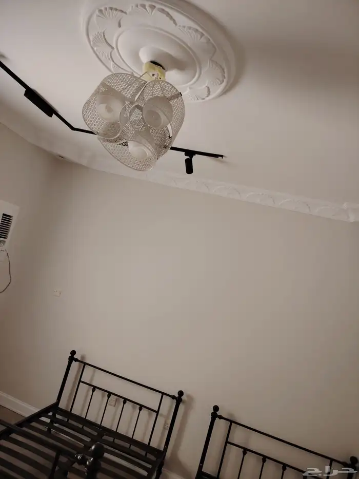 طاولات ونجف وفرن منقي هواء 5