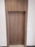 نجار ابواب خشب 2