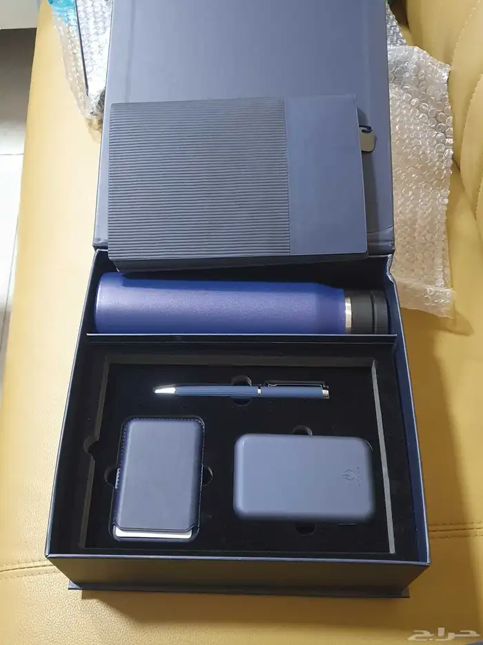 طباعة بوكسات كروت شخصية أكواب ستكرات 5