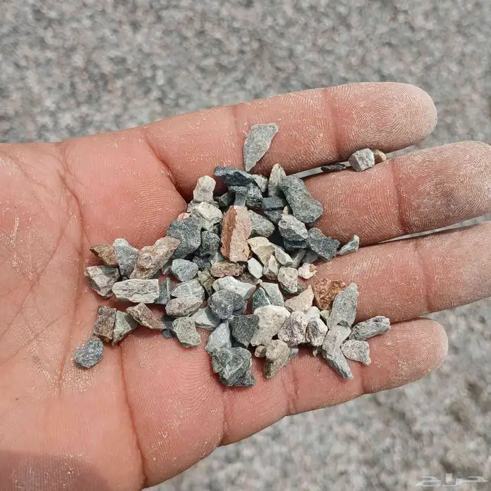 التوريد جميع المواد البناء عدسيه وبطحاء وصبيز عايدي وصبيز م 5