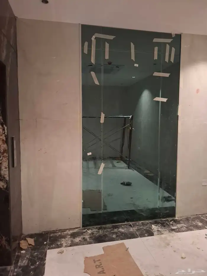 زجاج وقزاز زجاج زجاج زجاج سكريت والمنيوم دربزين زجاج سكريت 2