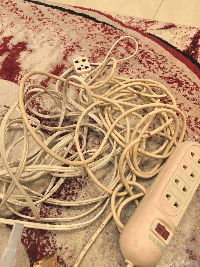 للبيع مواد كهرب وسباكه 4