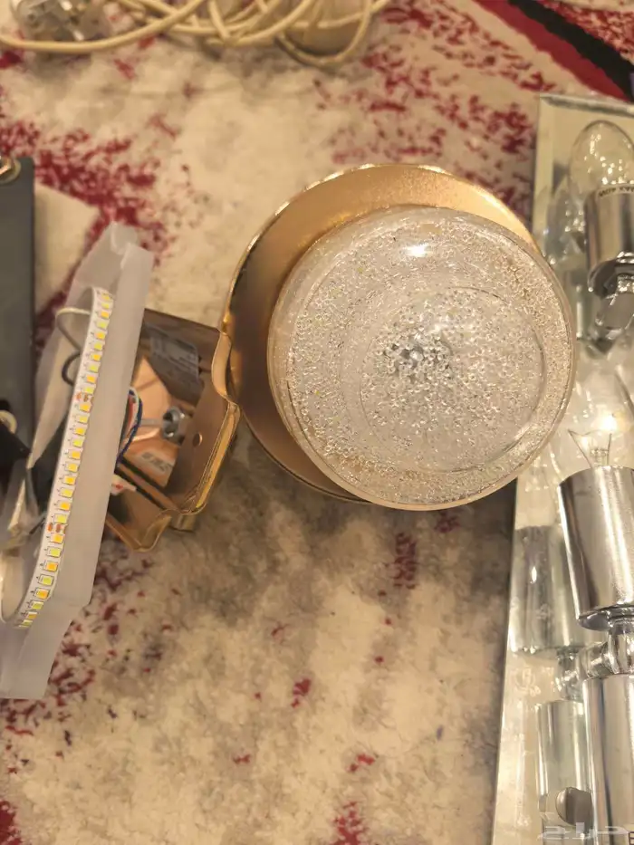 للبيع مواد كهرب وسباكه 5