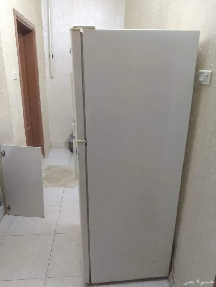 للبيع ثلاجه نضيف وشغاال 1