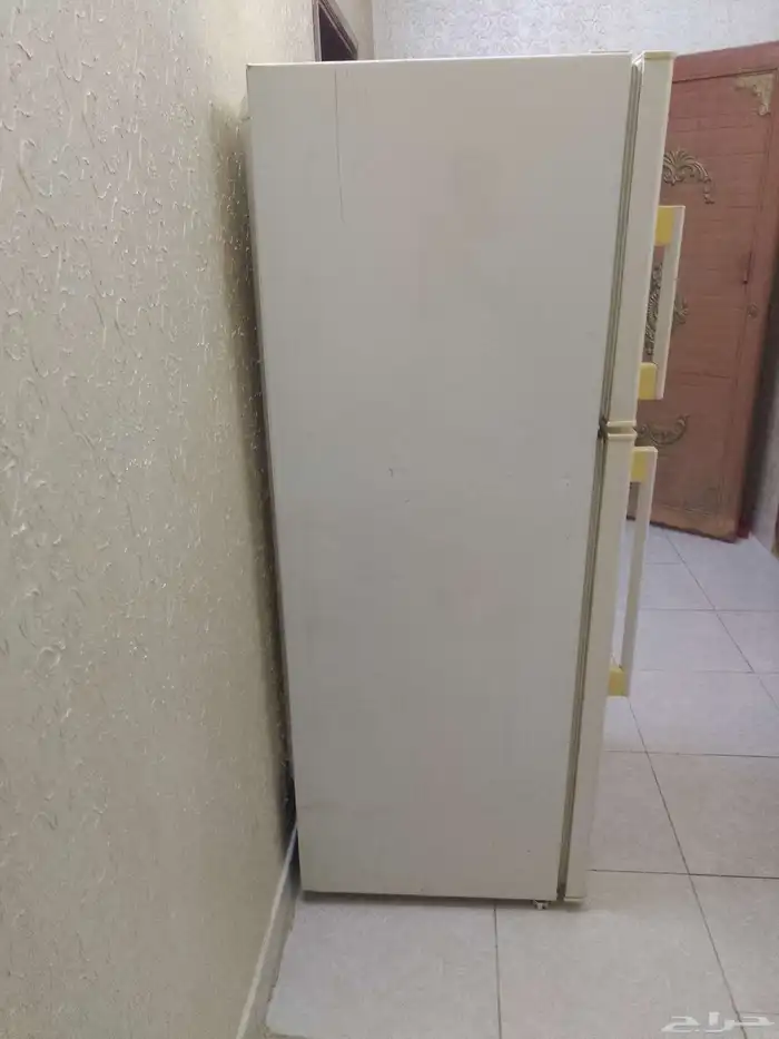 للبيع ثلاجه نضيف وشغاال 2