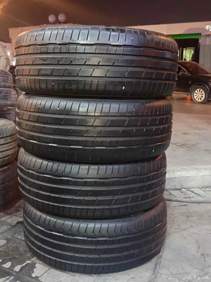 طقم كفرات هانكوك 225 60 18شبه جديد 0