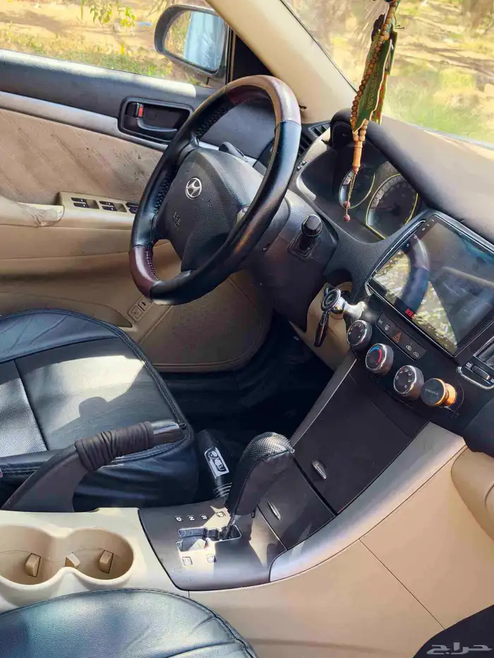 sonata half full 2009 model neat and clean no accident 3
